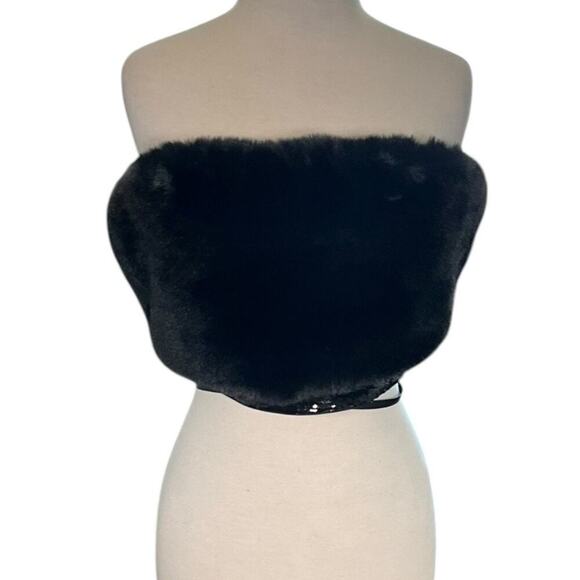 AVEC LES FILLES Crop Top NWT Black on Black Zip Sequin Bottom Faux Fur Top Large - Picture 5 of 13
